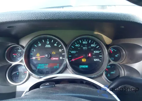 2011 Chevrolet Silverado 1500 Lt z USA, uszkodzony, nr VIN 1GCRCSE05BZ192193